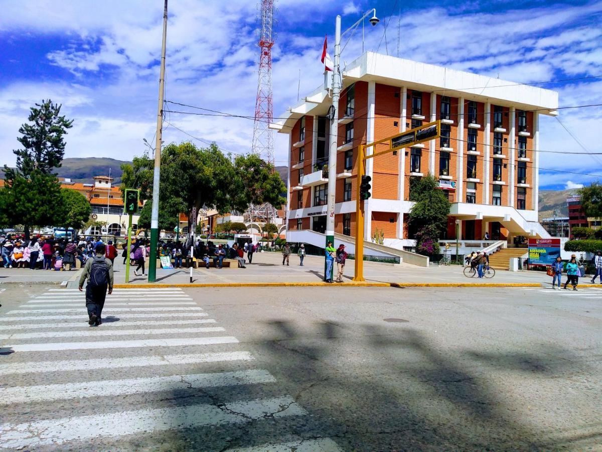 Casa Blanca Hospedaje Huamancaca Exterior foto